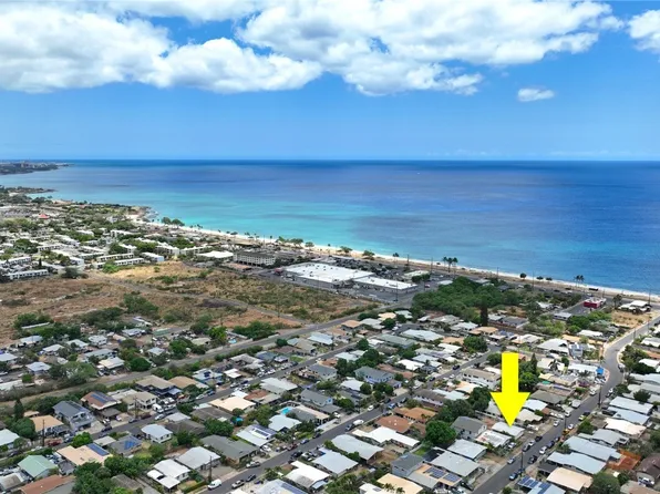 87-211 Maaloa St, Waianae, HI 96792
