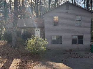 1014 Rampart Pl, Stone Mountain, GA 30088