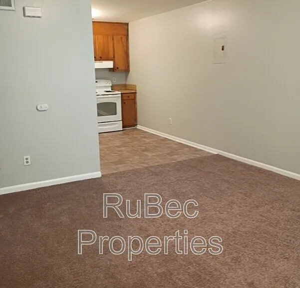 408 S Weldon St — Photo 3