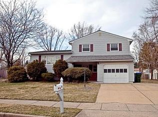 41 Frost Ave E, Edison, NJ