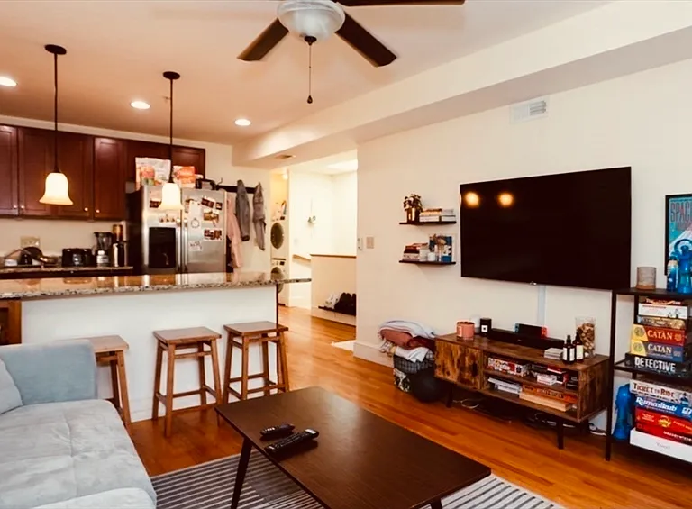 21 Highland Park Ave #2 — Photo 9