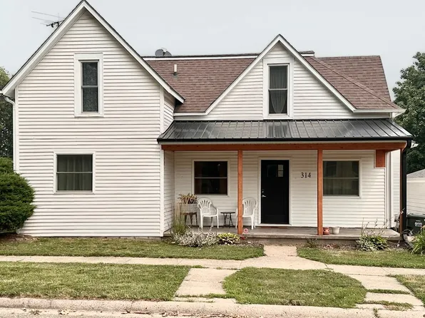 314 E Washington St, Monroe, IA 50170