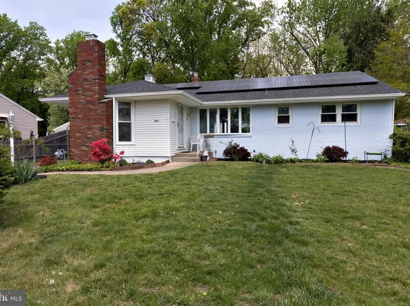 503 Pasadena Dr, Magnolia, NJ 08049