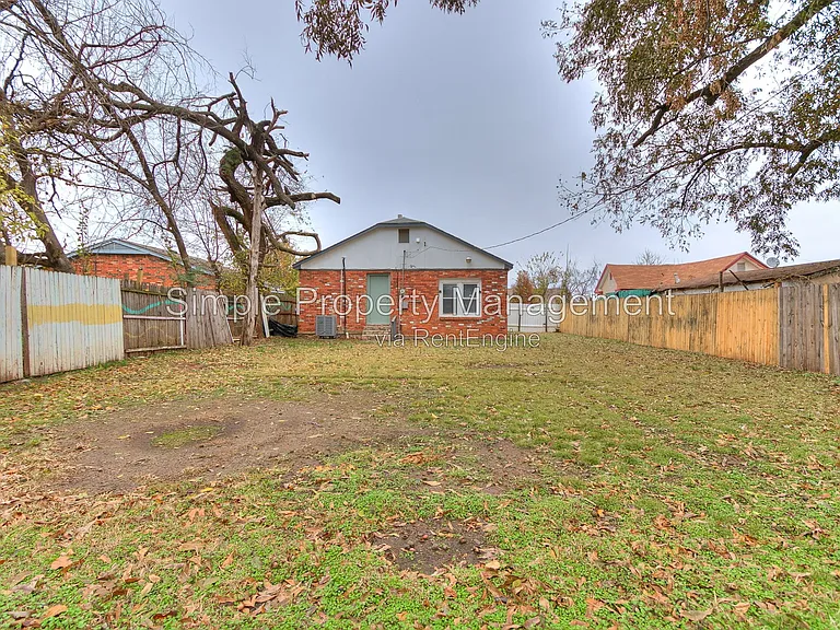 1728 NE Euclid St — Photo 32