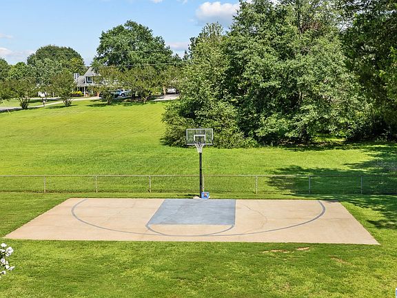 4th image of 5404 Smith Rd