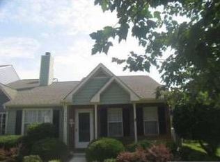 9012 Four Mile Creek Rd, Charlotte, NC 28277