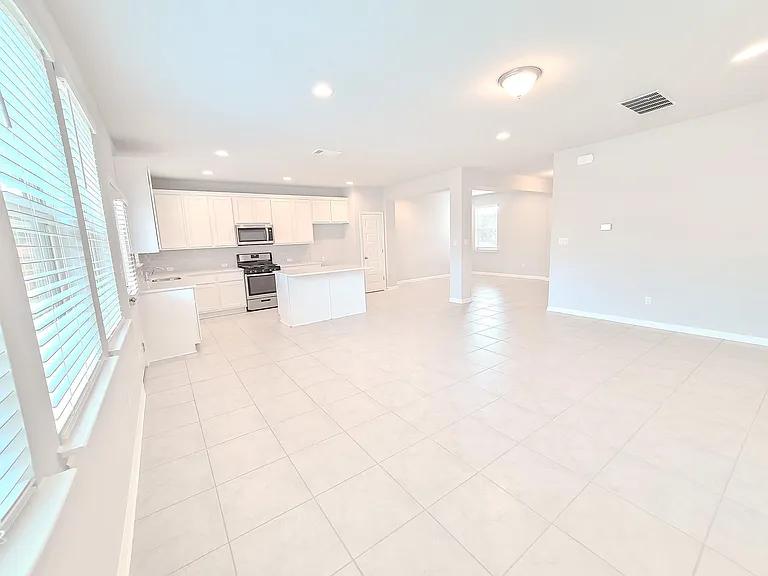 2604 Pecan Island Dr — Photo 8