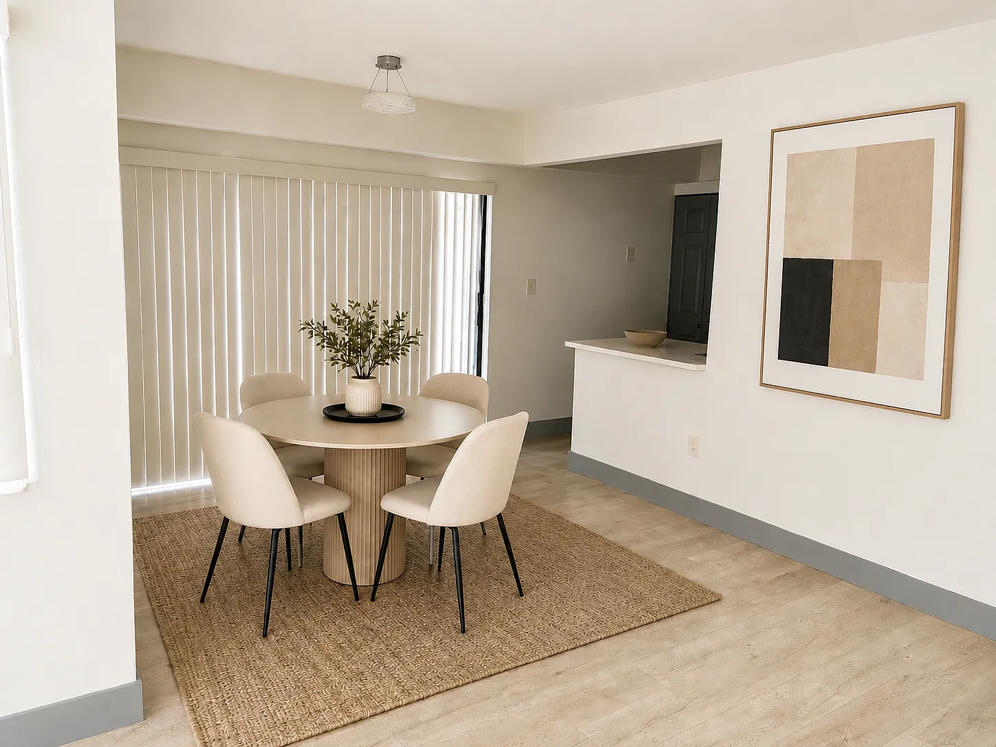 3 bed, 1192 sqft, $3,150 — Photo 2