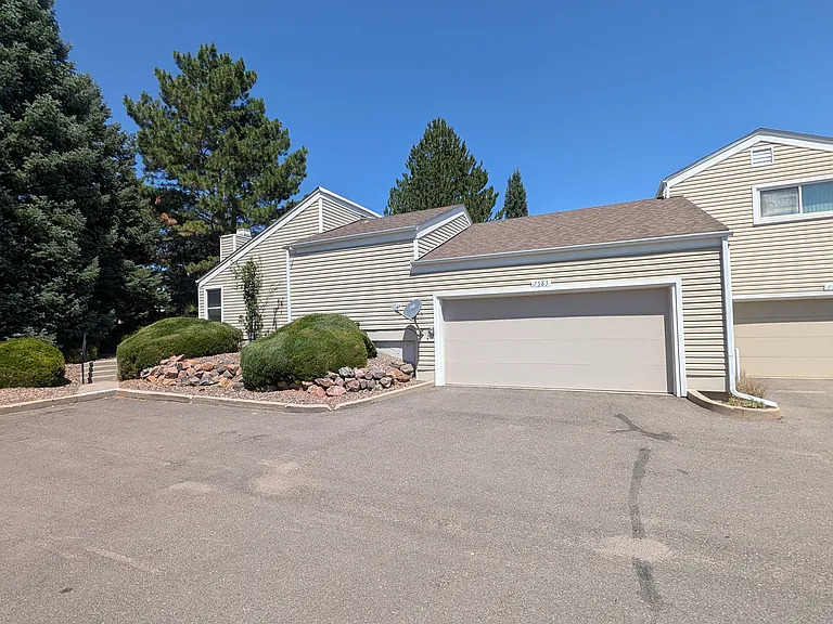 7583 S Monaco Way — Photo 2