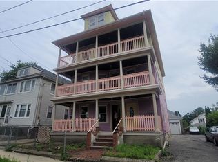 202 Wendell St FLOOR 3, Providence, RI 02909