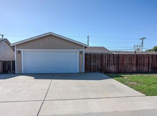 529 N 7th St, Lompoc, CA 93436