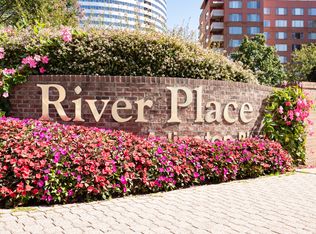 1011 Arlington Blvd APT 704, Arlington, VA 22209