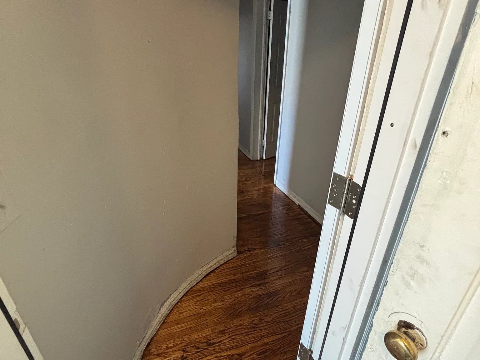 19-21 Grand Ave — Photo 4
