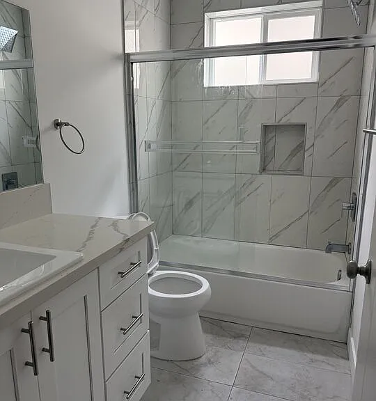 227 N Park View St #1/2 — Photo 13