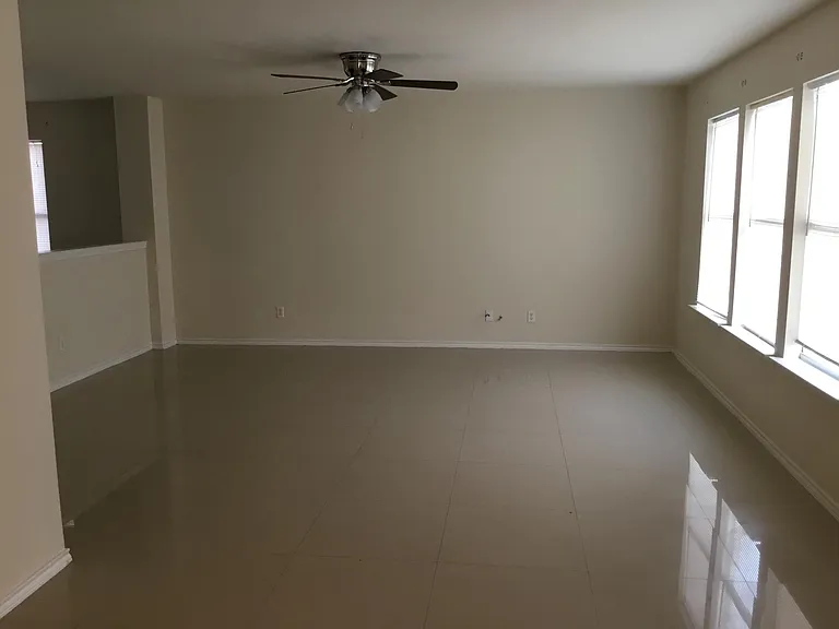 13980 Isaiah Ct — Photo 16