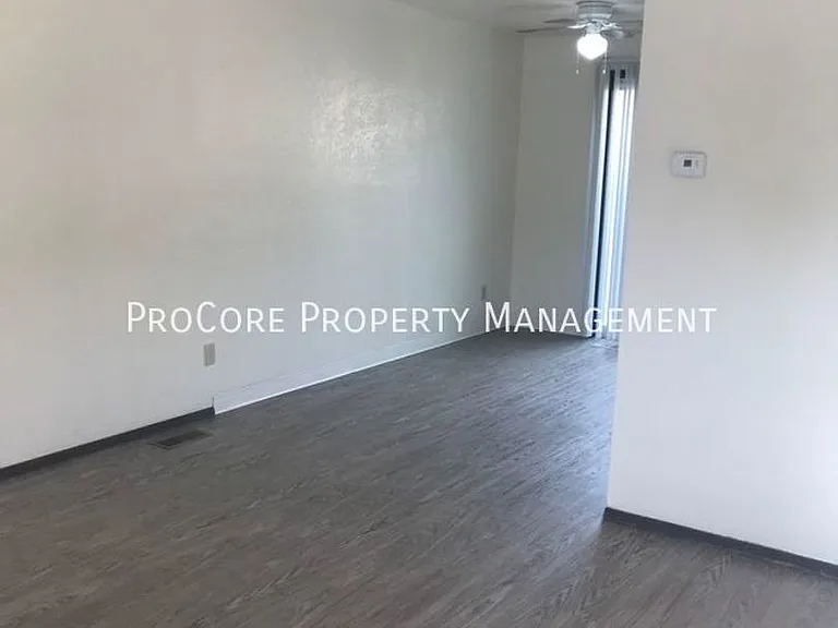 1216 S Juniper St — Photo 14