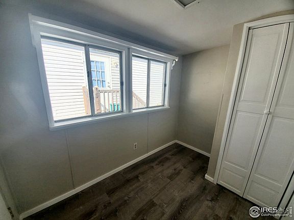 4th image of 221 W 57th St #46A