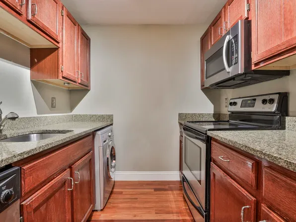 89 Eastern Avenue #203, Manchester, NH 03104