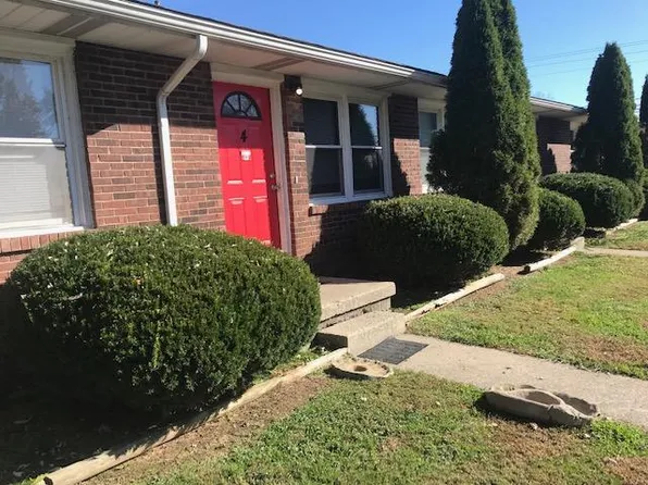 1309 Mount Zion Rd, Henryville, IN