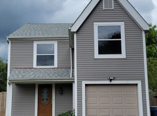 2496 Dunsworth Dr, Columbus, OH 43235