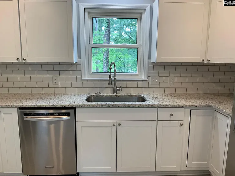 2423 Merry Wood Rd — Photo 5