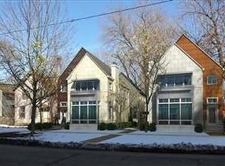 2379 W 7th St, Cleveland, OH 44113