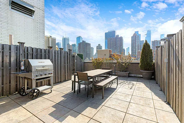 Sold by Compass | media 13