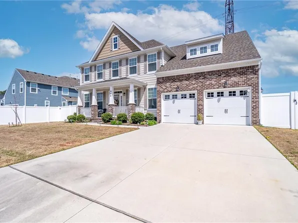 940 Baneberry St, Chesapeake, VA 23323