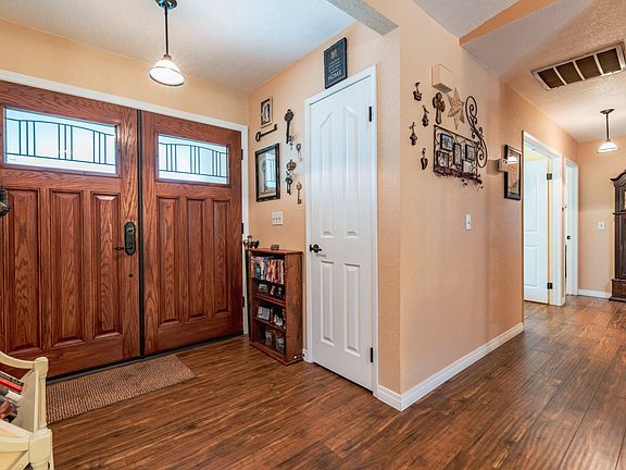 2306 Forry St-10