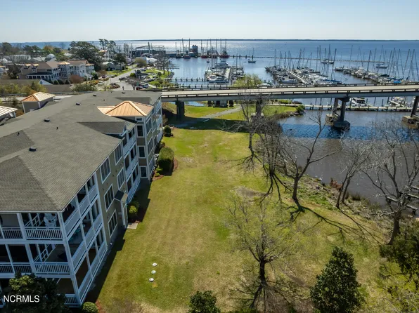 300 Midyette Street # A4, Oriental, NC 28571