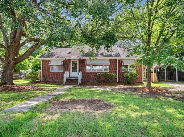 1916 Calhoun Dr., Georgetown, SC 29440