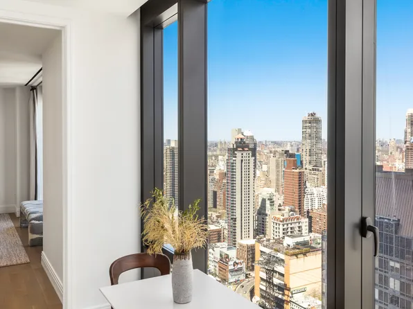 430 East 58th Street image 4 of 21