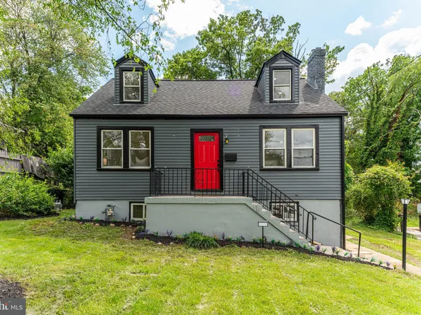 102 S Huron Dr, Oxon Hill, MD 20745