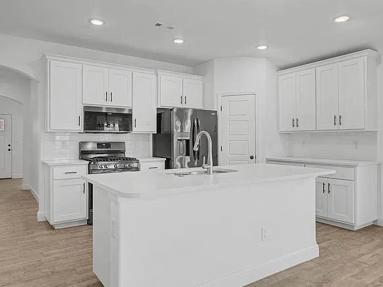 5377 Clear Springs Ave — Photo 5