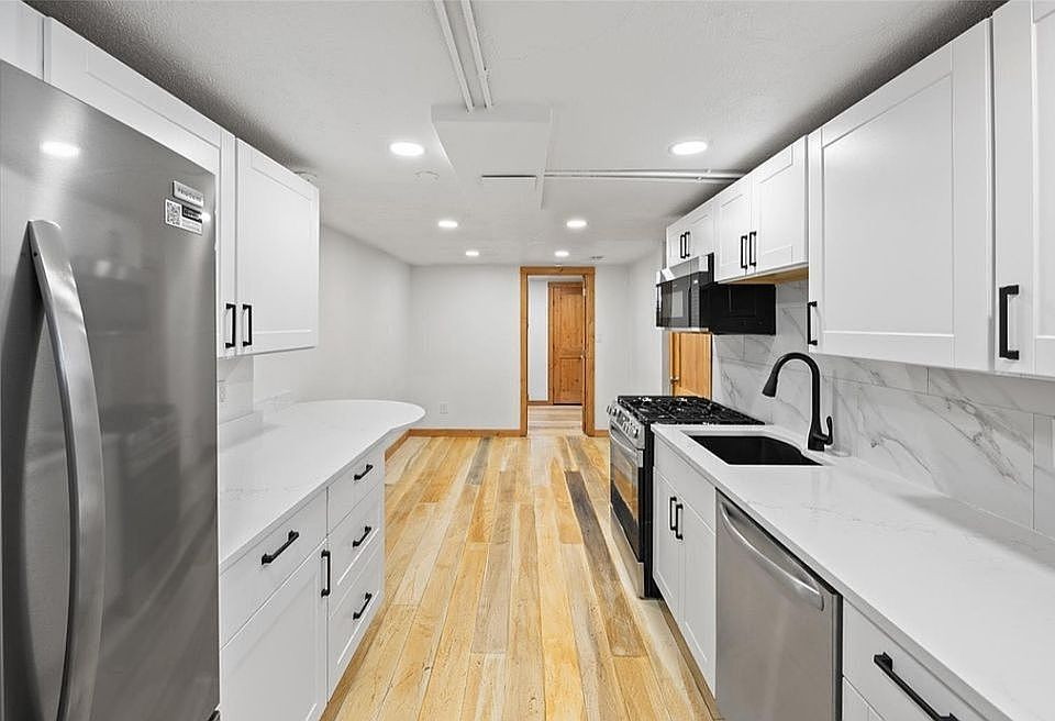 1st image of 5012 W 36th Ave #5
