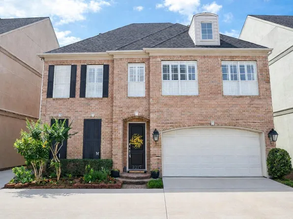 3227 N Pemberton Circle Dr, Houston, TX 77025