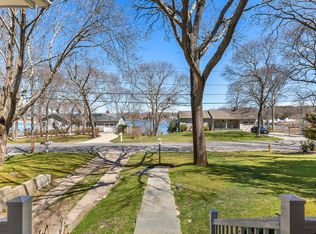 29 Harrys Ln, Sag Harbor, NY 11963