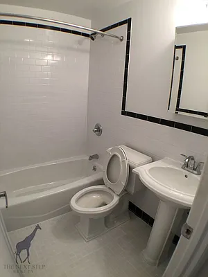 Rented by Next Step Realty New York LLC | media 21