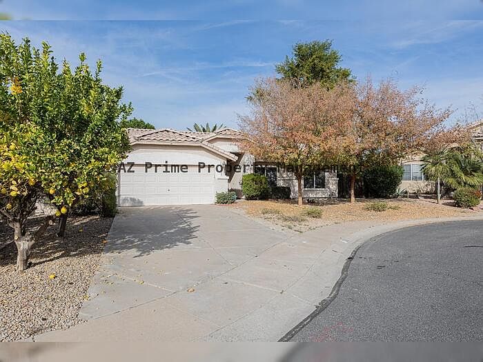 1st image of 4284 E Harwell Ct