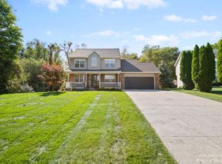 214 Glenwood Cir, Manchester, MI