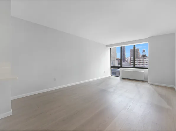408 East 92nd Street 11C image 3 of 4