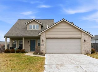 1008 Ravenwillow Dr, Huntertown, IN 46748