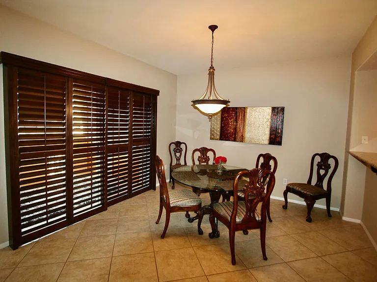 820 Canterra St #2052 — Photo 9