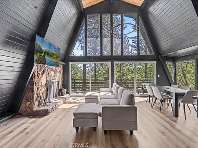 2031 Nob Hill Dr, Running Springs, CA, 92382