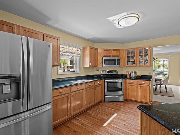 3rd image of 342 Reighley Pl