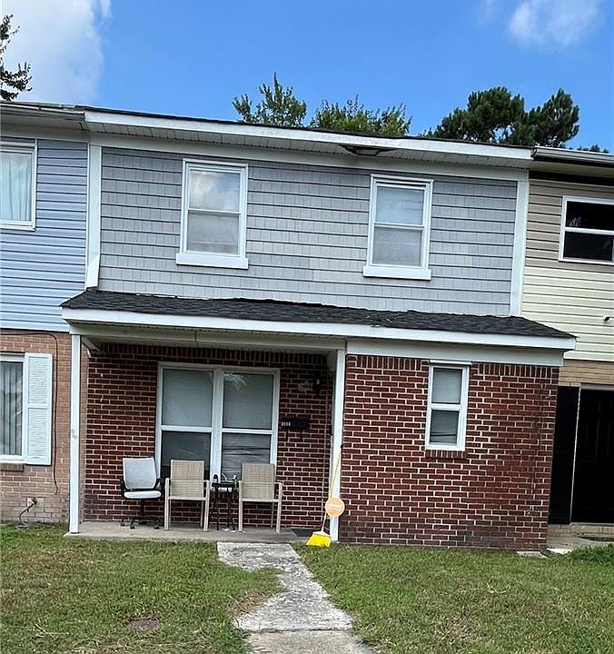 1st image of 1014 Castle Ct