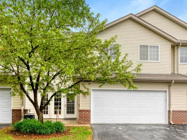 2422 Fox River PARKWAY #B, Waukesha, WI 53189