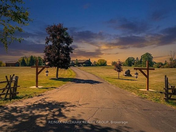 2nd image of 2185 Old Second Line Rd