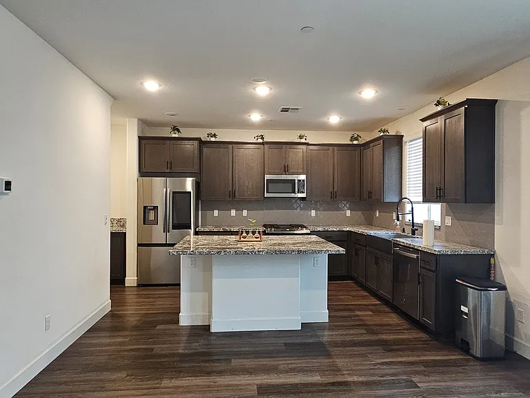 8176 Oxbow Landing Loop — Photo 5