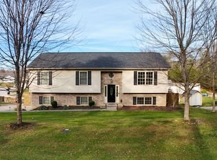 195 Stony Brook Dr, Corbin, KY 40701